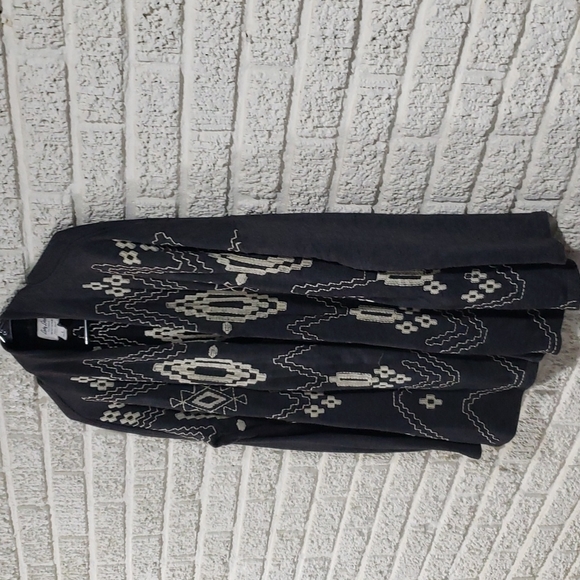 Lucky Brand | Lotus Bliss Embroidered Cardigan - Picture 5 of 6